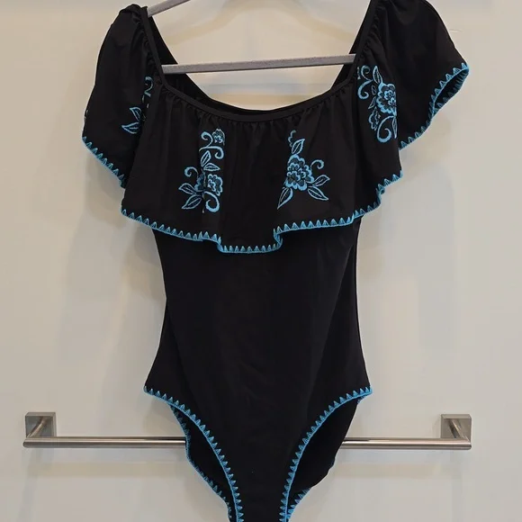 Johnny Was Dreamer Floral Embroidered Flounce Off-The-Shoulder Swimsuit M - Picture 2 of 8